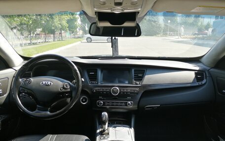KIA Quoris I, 2013 год, 800 000 рублей, 13 фотография