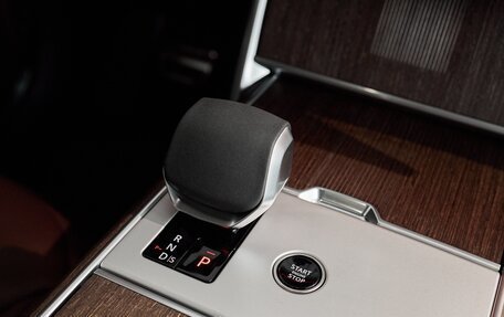 Land Rover Range Rover IV рестайлинг, 2025 год, 26 900 000 рублей, 21 фотография