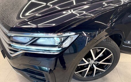 Volkswagen Touareg III, 2019 год, 4 500 000 рублей, 4 фотография