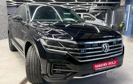 Volkswagen Touareg III, 2019 год, 4 500 000 рублей, 9 фотография