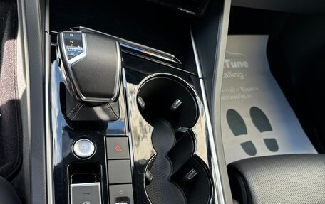 Volkswagen Touareg III, 2019 год, 4 500 000 рублей, 15 фотография