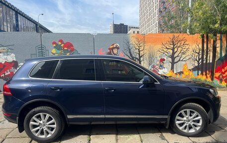 Volkswagen Touareg III, 2012 год, 1 870 000 рублей, 3 фотография