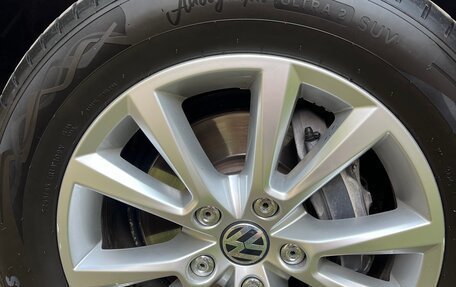 Volkswagen Touareg III, 2012 год, 1 870 000 рублей, 17 фотография