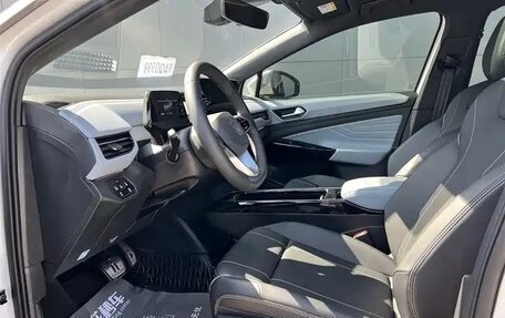 Volkswagen ID.4, 2024 год, 2 300 000 рублей, 10 фотография