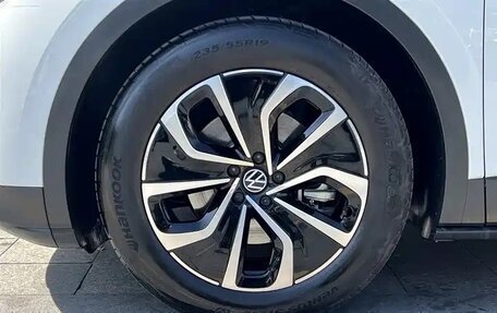 Volkswagen ID.4, 2024 год, 2 300 000 рублей, 12 фотография