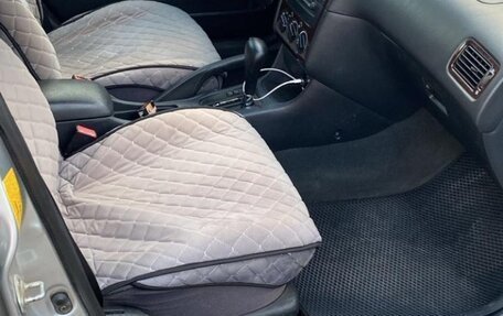 Toyota Avensis III рестайлинг, 2001 год, 550 000 рублей, 7 фотография
