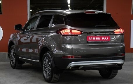 Geely Atlas, 2023 год, 1 798 000 рублей, 6 фотография