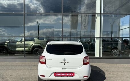 Renault Sandero II рестайлинг, 2014 год, 590 000 рублей, 5 фотография