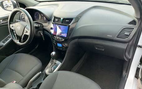Hyundai Solaris II рестайлинг, 2013 год, 649 000 рублей, 10 фотография