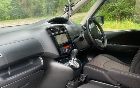 Nissan Serena IV, 2014 год, 1 400 000 рублей, 8 фотография