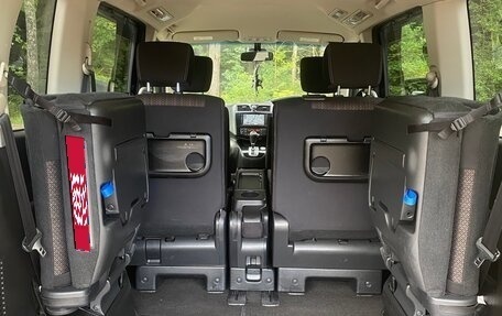 Nissan Serena IV, 2014 год, 1 400 000 рублей, 13 фотография