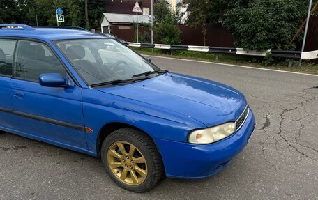 Subaru Outback IV рестайлинг, 1998 год, 260 000 рублей, 3 фотография