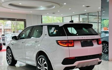 Land Rover Discovery Sport I рестайлинг, 2024 год, 4 294 000 рублей, 5 фотография