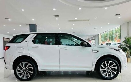 Land Rover Discovery Sport I рестайлинг, 2024 год, 4 294 000 рублей, 3 фотография