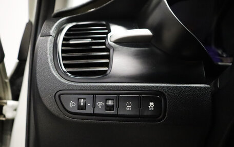 KIA Rio IV, 2018 год, 1 599 000 рублей, 9 фотография