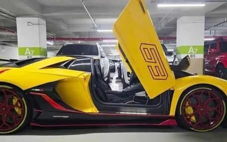 Lamborghini Aventador I рестайлинг, 2021 год, 62 350 000 рублей, 4 фотография
