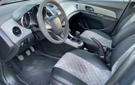 Chevrolet Cruze II, 2012 год, 690 000 рублей, 10 фотография