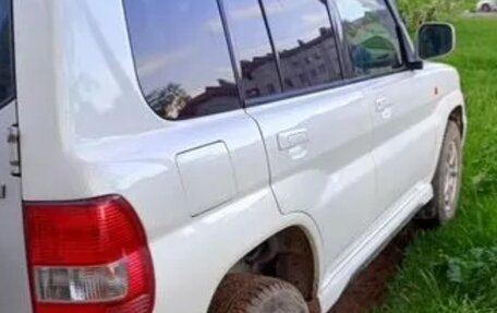 Mitsubishi Pajero iO, 1999 год, 420 000 рублей, 4 фотография