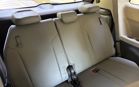 Toyota Sienna, 2021 год, 3 700 000 рублей, 24 фотография