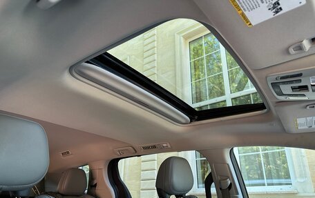 Toyota Sienna, 2021 год, 3 700 000 рублей, 25 фотография