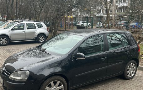 Volkswagen Golf V, 2004 год, 549 000 рублей, 2 фотография