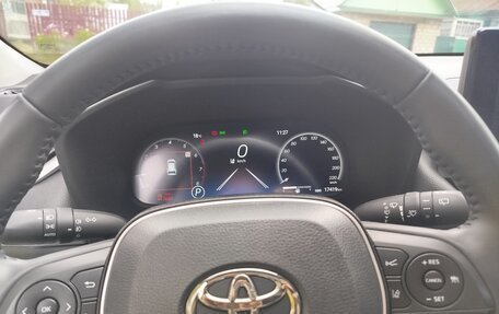 Toyota RAV4, 2024 год, 3 700 000 рублей, 8 фотография