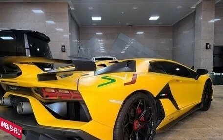 Lamborghini Aventador I рестайлинг, 2021 год, 59 750 000 рублей, 3 фотография