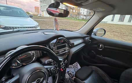 MINI Hatch, 2018 год, 1 650 000 рублей, 4 фотография