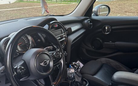 MINI Hatch, 2018 год, 1 650 000 рублей, 5 фотография