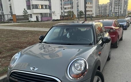 MINI Hatch, 2018 год, 1 650 000 рублей, 2 фотография