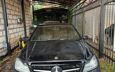 Mercedes-Benz C-Класс, 2012 год, 1 300 000 рублей, 10 фотография
