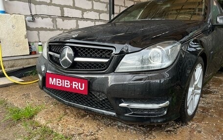 Mercedes-Benz C-Класс, 2012 год, 1 300 000 рублей, 6 фотография