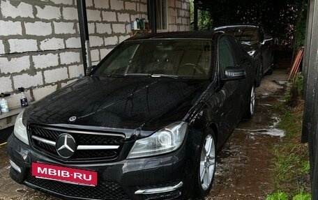 Mercedes-Benz C-Класс, 2012 год, 1 300 000 рублей, 2 фотография