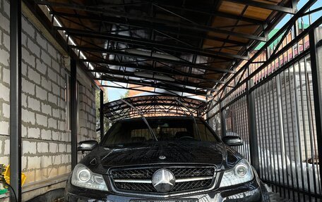 Mercedes-Benz C-Класс, 2012 год, 1 300 000 рублей, 32 фотография