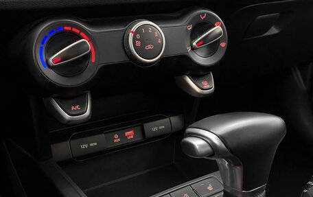KIA Rio IV, 2018 год, 1 408 000 рублей, 20 фотография