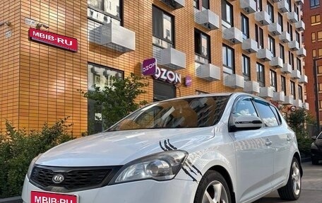 KIA cee'd I рестайлинг, 2012 год, 700 000 рублей, 1 фотография