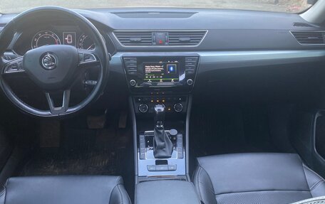 Skoda Superb III рестайлинг, 2015 год, 1 620 000 рублей, 8 фотография