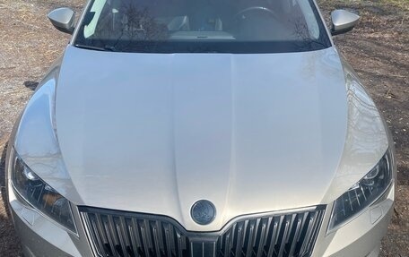 Skoda Superb III рестайлинг, 2015 год, 1 620 000 рублей, 4 фотография