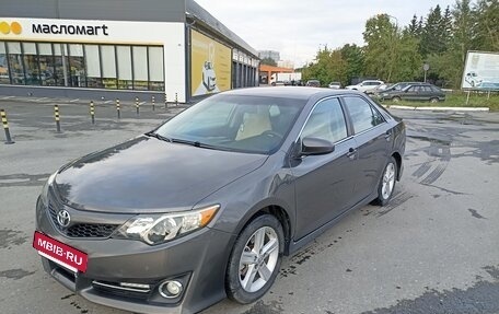 Toyota Camry, 2014 год, 1 850 000 рублей, 2 фотография