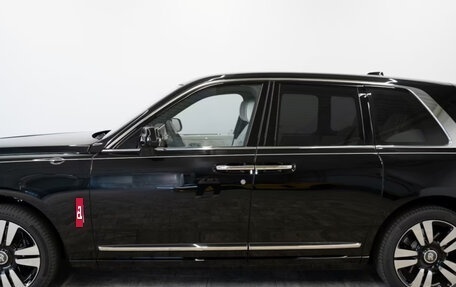 Rolls-Royce Cullinan, 2025 год, 50 000 000 рублей, 6 фотография
