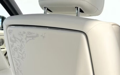 Rolls-Royce Cullinan, 2025 год, 50 000 000 рублей, 19 фотография