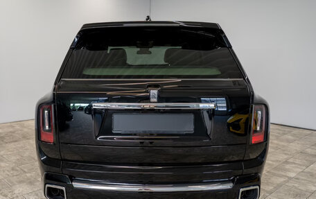 Rolls-Royce Cullinan, 2025 год, 50 000 000 рублей, 28 фотография