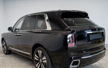 Rolls-Royce Cullinan, 2025 год, 50 000 000 рублей, 29 фотография