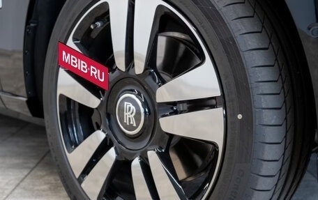 Rolls-Royce Cullinan, 2025 год, 50 000 000 рублей, 26 фотография