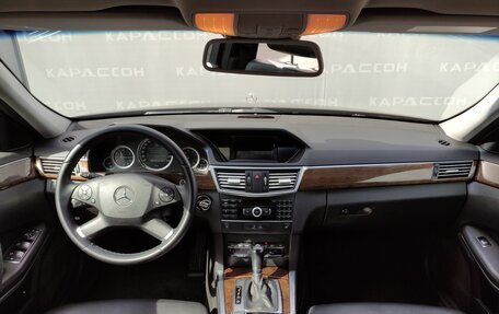 Mercedes-Benz E-Класс, 2010 год, 1 600 000 рублей, 6 фотография