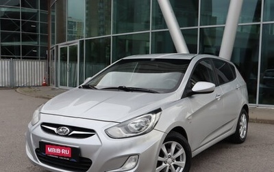 Hyundai Solaris II рестайлинг, 2013 год, 630 000 рублей, 1 фотография