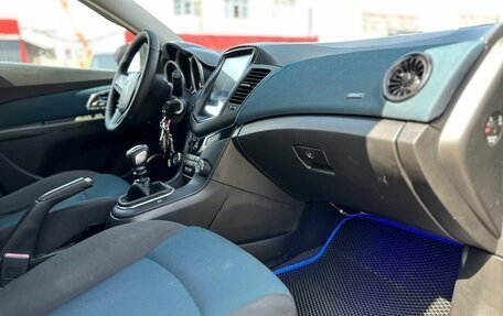 Chevrolet Cruze II, 2011 год, 620 000 рублей, 30 фотография