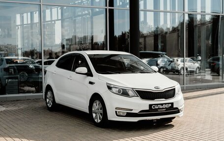 KIA Rio III рестайлинг, 2015 год, 1 000 000 рублей, 5 фотография