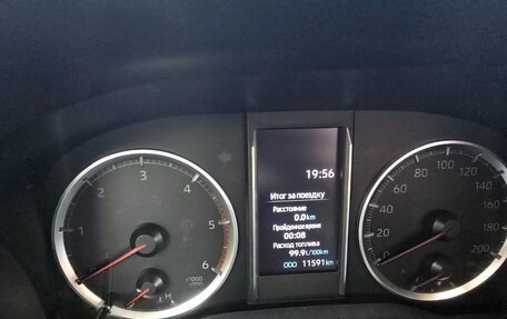 Toyota HiAce H300, 2021 год, 8 000 000 рублей, 15 фотография