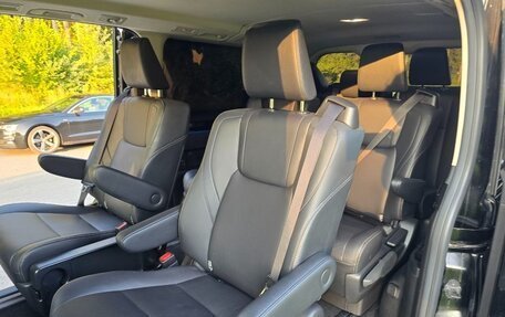 Toyota HiAce H300, 2021 год, 8 000 000 рублей, 14 фотография